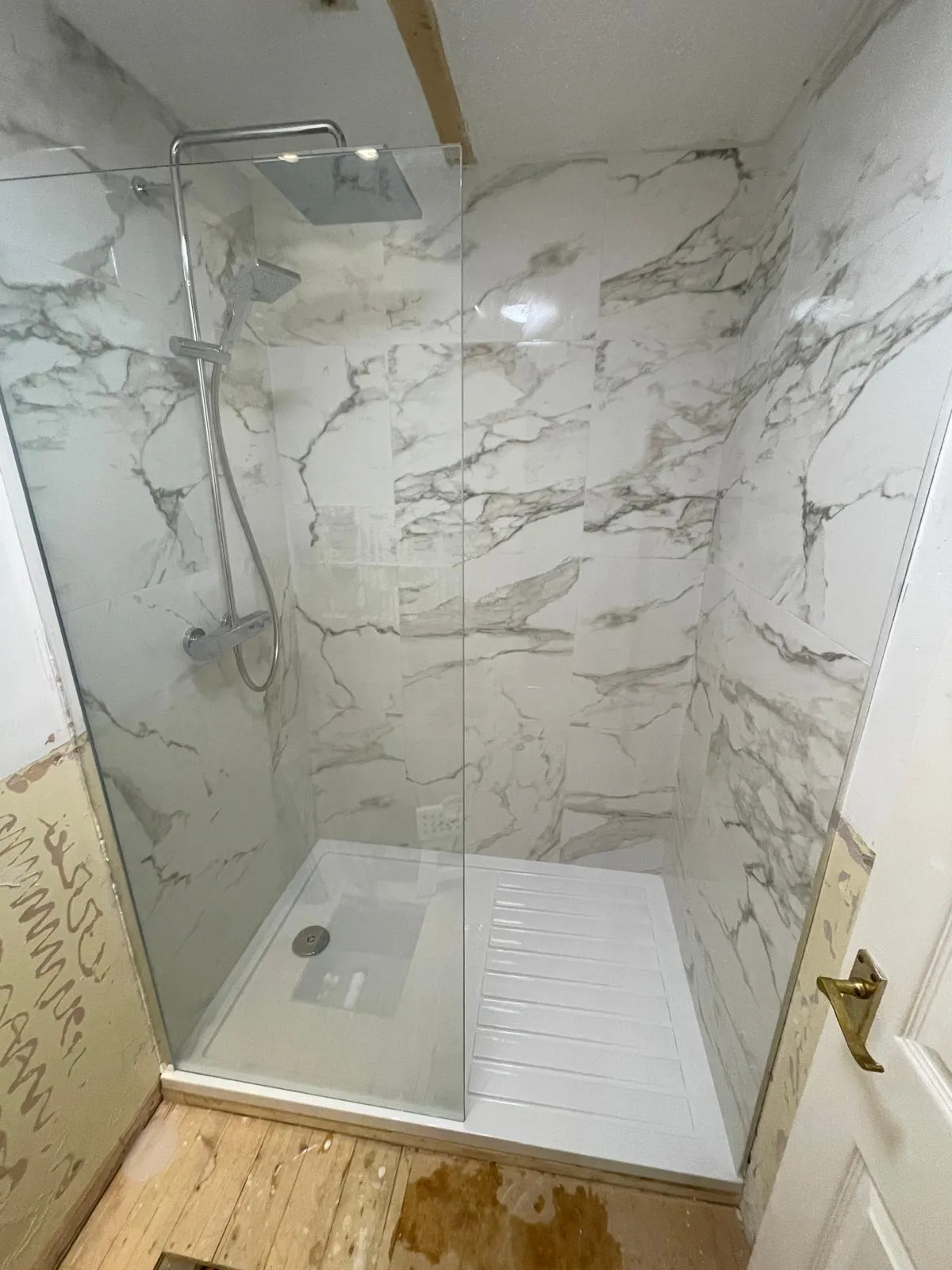 blurry shower